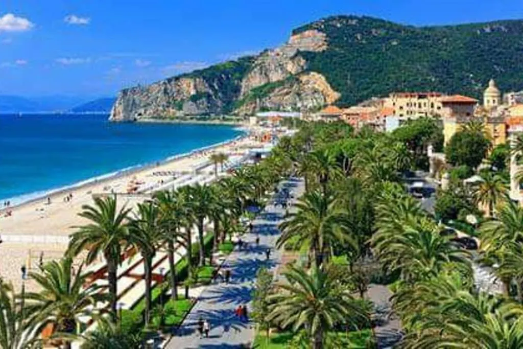 Casa Melograno Villa Finale Ligure 0*,